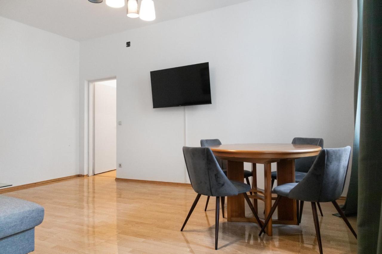 Welcoming 3Br Budget Apt. Well Connected فيينا المظهر الخارجي الصورة