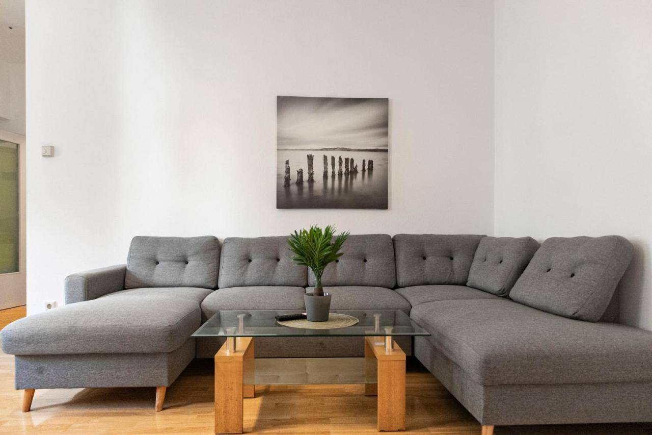 Welcoming 3Br Budget Apt. Well Connected فيينا المظهر الخارجي الصورة